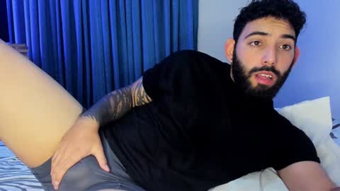 Snapshot of leo_thewolf chatting on December 17, 7:15 pm Leonardo online show from December 17, 7:15 pm