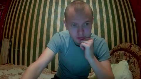 Snapshot of leo_timm chatting on September 23, 2:47 am leo_timm online show from September 23, 2:47 am