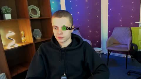 leo_valor online show from December 15, 12:20 pm