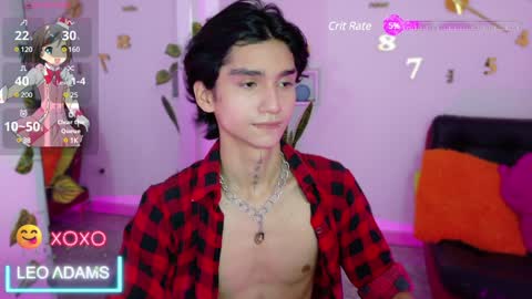 Snapshot of leoadamss chatting on December 4, 2:04 pm Leo online show from December 4, 2:04 pm