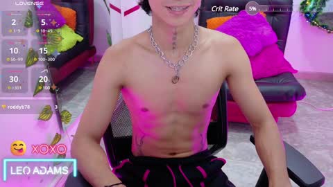 Snapshot of leoadamss chatting on December 9, 4:26 pm Leo online show from December 9, 4:26 pm