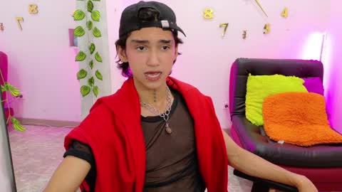 Snapshot of leoadamss chatting on January 14, 2:11 pm Leo online show from January 14, 2:11 pm