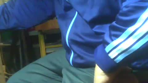 Snapshot of leobauo chatting on May 17, 10:06 pm leobauo online show from May 17, 10:06 pm
