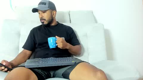 leo  online show from June 20, 1:14 pm