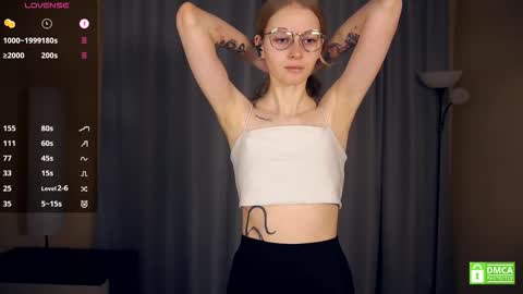 Snapshot of leolakorner chatting on January 18, 7:28 pm Hello Im Roxy Im just starting my journey here so lets get acquainted online show from January 18, 7:28 pm