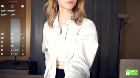 Snapshot of leolakorner chatting on February 7, 7:06 pm Hello Im Roxy Im just starting my journey here so lets get acquainted online show from February 7, 7:06 pm