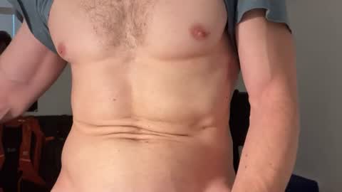 Snapshot of leon_edin chatting on July 6, 4:31 am leon_edin online show from July 6, 4:31 am