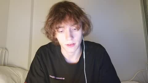 Snapshot of leon_heart666 chatting on April 9, 9:20 pm Leon online show from April 9, 9:20 pm