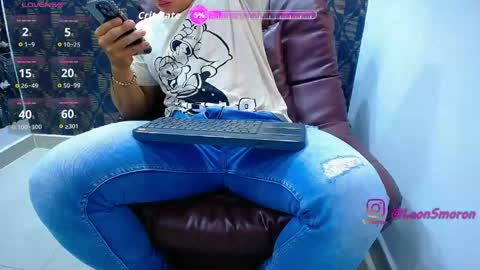 Snapshot of leon_ssmoron chatting on May 3, 8:09 am Leon Smoron online show from May 3, 8:09 am