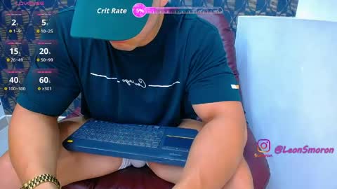 Snapshot of leon_ssmoron chatting on May 13, 4:43 am Leon Smoron online show from May 13, 4:43 am