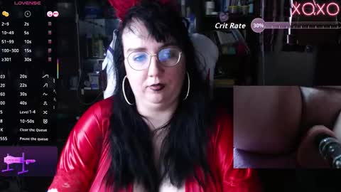 Snapshot of leona_harrison chatting on October 16, 12:33 am Leona Harrison online show from October 16, 12:33 am