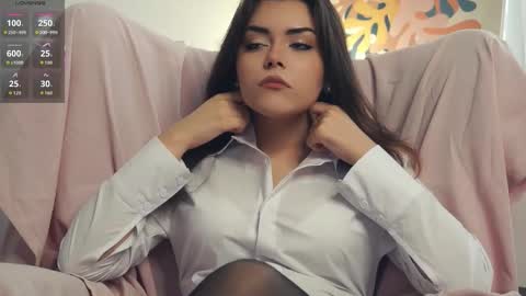 Snapshot of leonardarizk chatting on October 16, 7:20 am Mia online show from October 16, 7:20 am