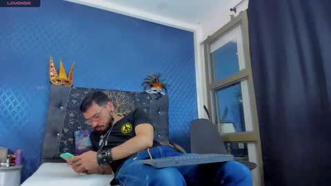 Len online show from February 7, 11:03 pm