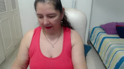 leonela   online show from May 18, 12:51 am