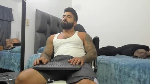 Leo online show from December 10, 4:24 am