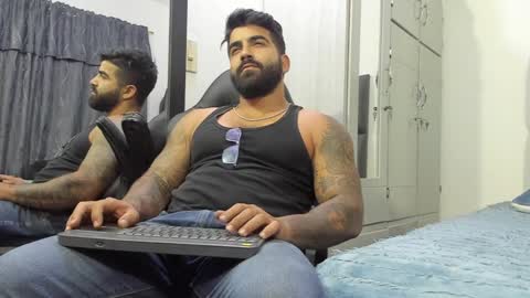 Leo online show from December 15, 9:20 pm