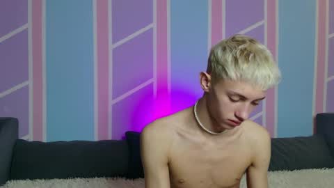 leonlure online show from January 12, 4:29 am