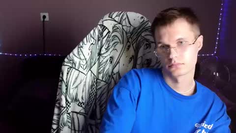 Leon online show from December 29, 9:39 am