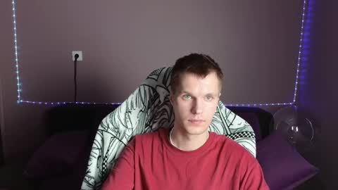 Leon online show from December 30, 3:13 pm