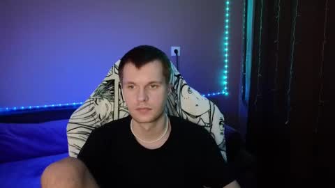 Leon online show from January 17, 1:56 pm