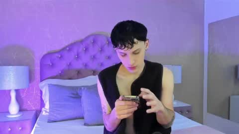 Snapshot of lephystar chatting on May 4, 3:35 am LephyStar online show from May 4, 3:35 am