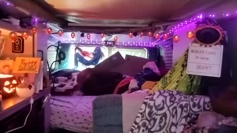 LesleyGumGrass- The Boring Trans girl online show from September 10, 6:41 pm