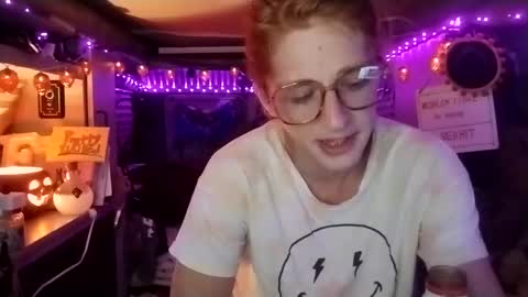 LesleyGumGrass- The Boring Trans girl online show from September 14, 2:54 am