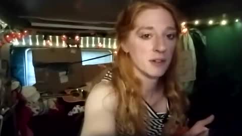 LesleyGumGrass- The Boring Trans girl online show from April 18, 7:07 pm