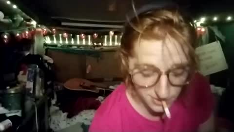 Snapshot of lesleygumgrass chatting on July 13, 4:15 am LesleyGumGrass- The Boring Trans girl online show from July 13, 4:15 am