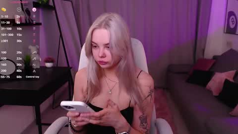 Stacey online show from February 11, 8:19 am