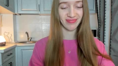 Snapshot of leslie_my_lovee chatting on October 24, 8:38 pm  LESLIE   online show from October 24, 8:38 pm