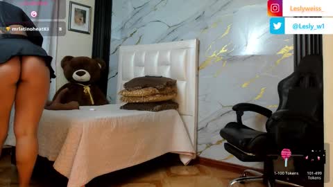 I am here from Monday to Friday from 730 am to 130 pm Colombia time and saturday from 500 am to 1000 am .... Soon Blue page online show from February 28, 11:44 am