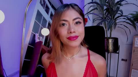 Snapshot of leslybailey chatting on September 15, 11:32 am Lesly Bailey online show from September 15, 11:32 am