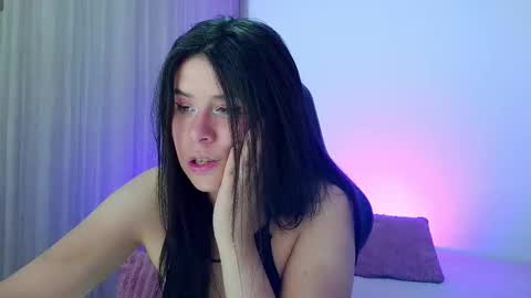 Lesly online show from March 11, 9:32 pm