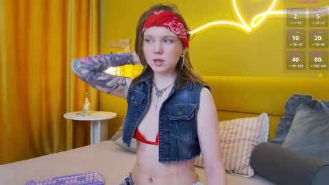 Lessy online show from March 31, 3:19 am