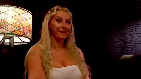 leticiareys online show from January 17, 6:11 pm