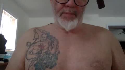 Snapshot of letitflow69 chatting on February 16, 1:18 pm letitflow69 online show from February 16, 1:18 pm