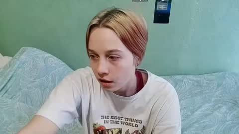 letitiaboteler online show from November 28, 11:13 am