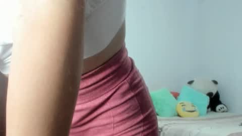 Snapshot of letiziamiller4 chatting on January 29, 12:33 am Letizia online show from January 29, 12:33 am