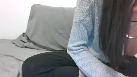 lets_play143 online show from December 8, 6:43 am