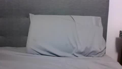 lets_play143 online show from October 19, 11:38 pm