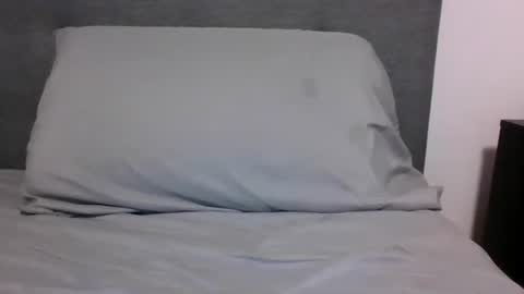 lets_play143 online show from November 10, 12:31 am