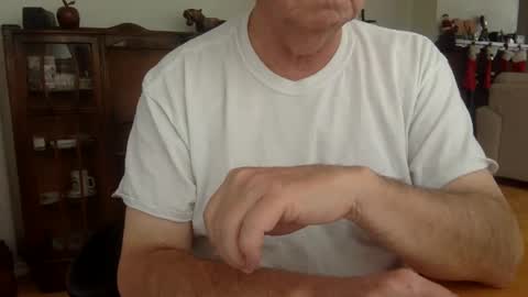 letscum2gether0 online show from December 10, 2:06 pm