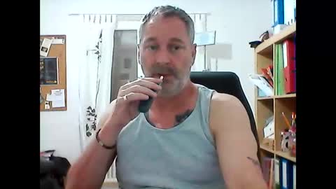 letshavefun2gether68 online show from April 10, 10:09 am