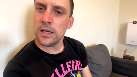 Snapshot of lettucespice chatting on October 8, 4:32 am lilithgaze online show from October 8, 4:32 am