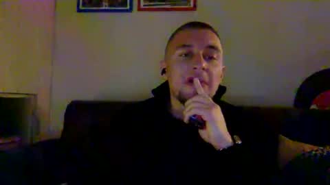 lev1ngston online show from November 17, 6:14 pm