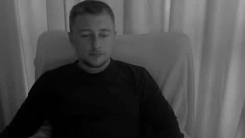 lev1ngston online show from June 14, 3:41 am