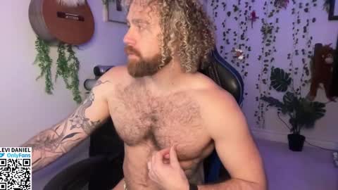 Levi Daniel online show from January 16, 12:03 am