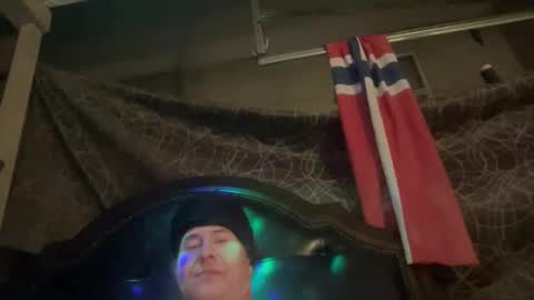 Snapshot of leviathan_369 chatting on April 13, 10:54 am LEVIATHAN online show from April 13, 10:54 am