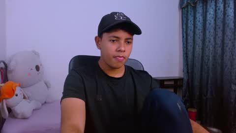      0600AM-1200PM - online show from November 27, 10:23 pm